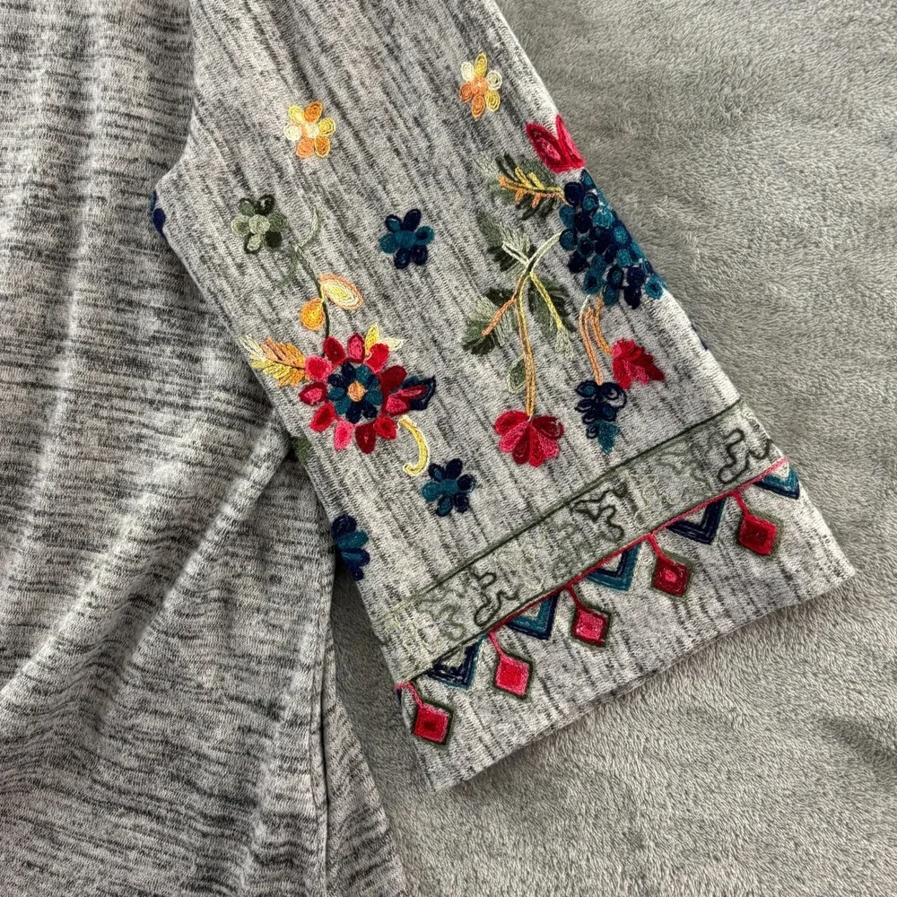 Anthropologie Fig‎ and Flower Embroidered Tie Front Cardigan Womens 3X Gray Boho